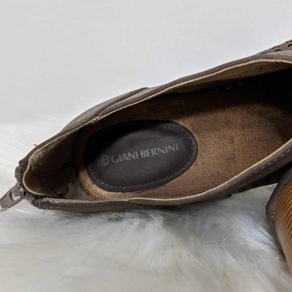 BOGO 1/2 Off Gianni Bernini Taupe Mules - Picture 6 of 6